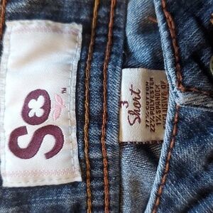 SO jeans, size 3 short